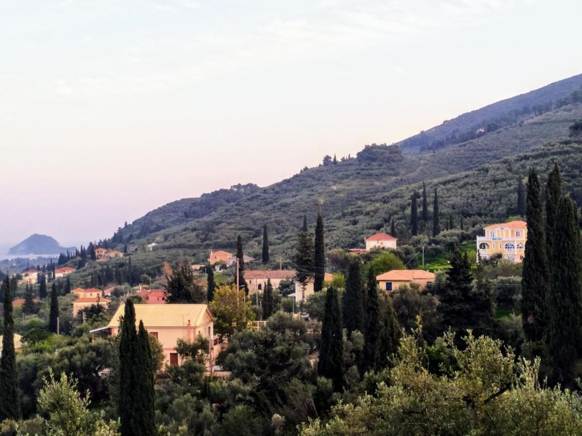 Mouzákion Vila Kalielaia מראה חיצוני תמונה